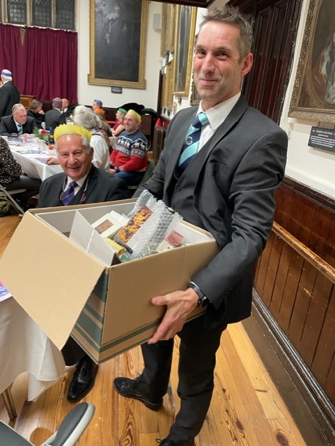 2nd Dec 2022 - Andy and Lisa Cartlidge win the Christmas Hamper!  I think Andy is pleased!!